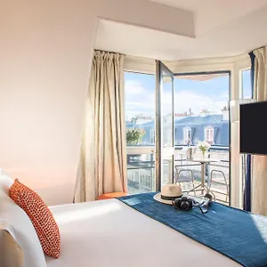 Yllen Eiffel Hotel Paris